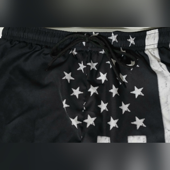 Men's American Flag Swim Trunks - Picture 3 of 11